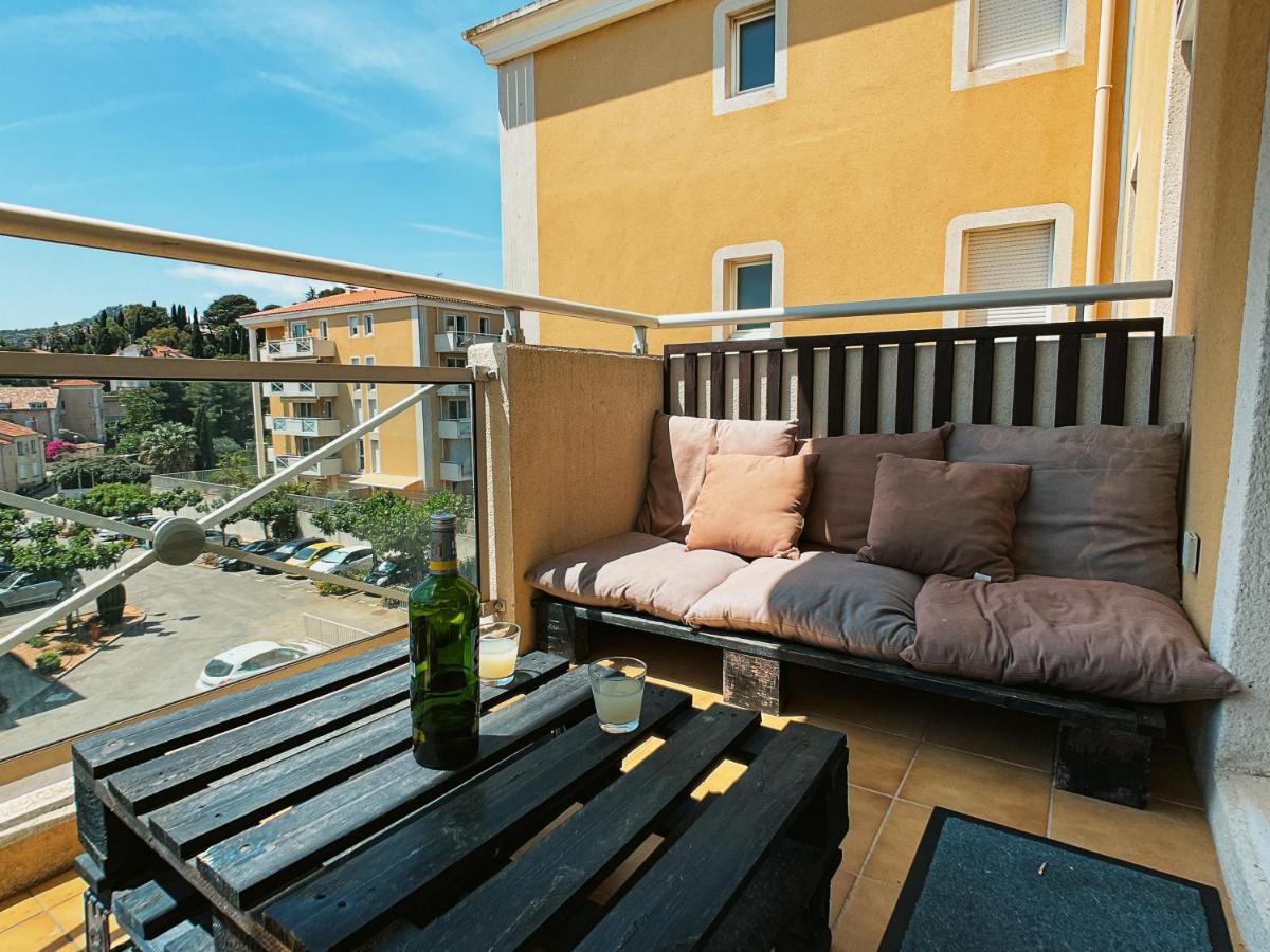 T2 Tout Confort Proche Centre Hyeres & Plages Luaran gambar